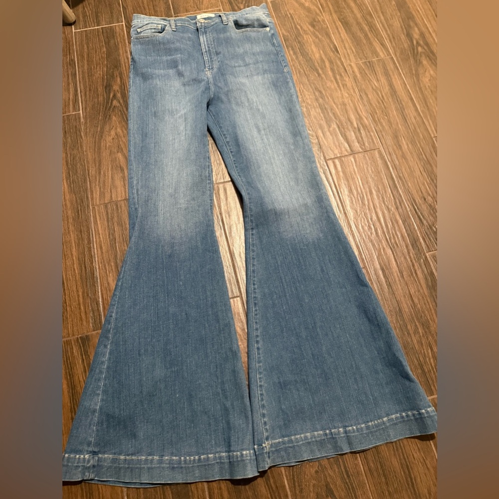 Frame denim bell bottom Flared Jeans high rise